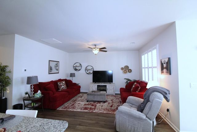 1061 Sennema Circle, Myrtle Beach, SC 29588