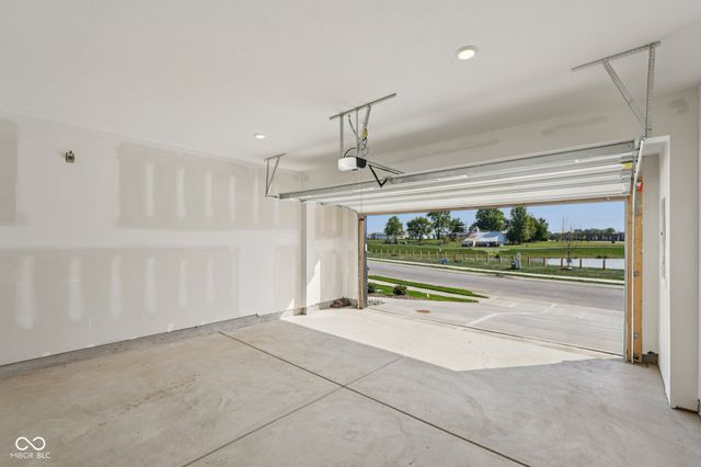 15246 Swallow Falls Way, Fishers, IN 46037
