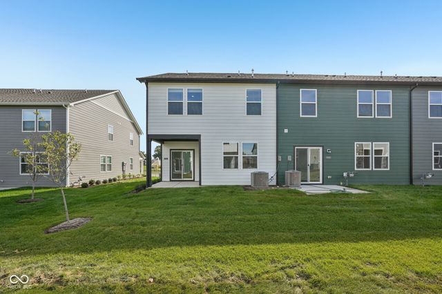 15246 Swallow Falls Way, Fishers, IN 46037