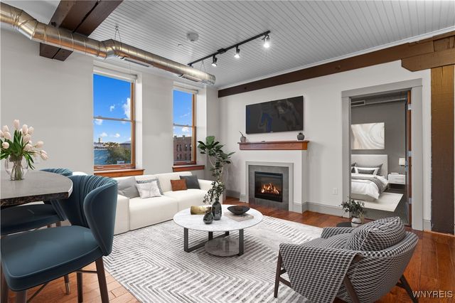 149 Swan 112, Buffalo, NY 14203