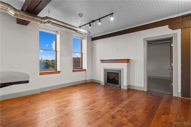 149 Swan 112, Buffalo, NY 14203