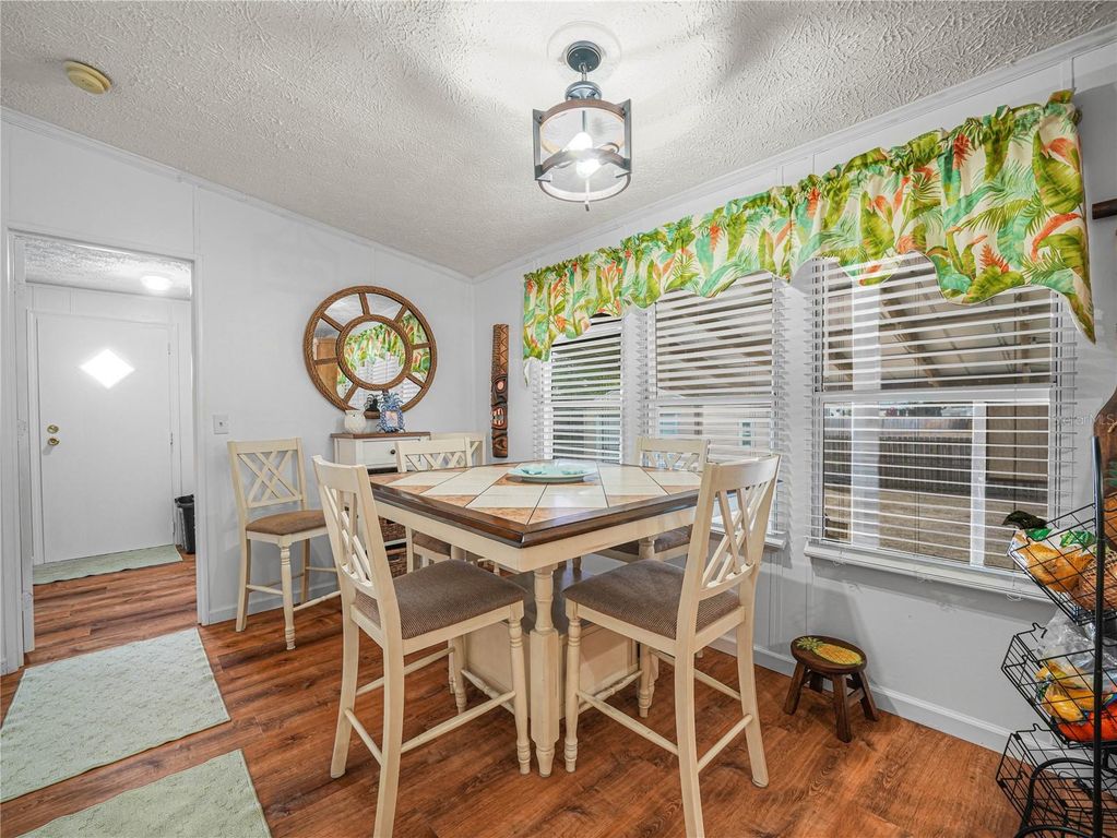 Image 13 of property listing at 2200 SE 24TH BOULEVARD, Okeechobee, FL 34974