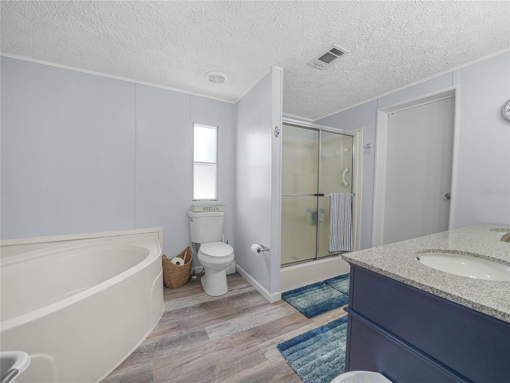 Image 20 of property listing at 2200 SE 24TH BOULEVARD, Okeechobee, FL 34974