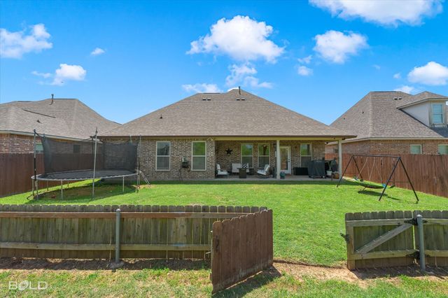 216 Apalachee Way, Bossier City, LA 71111