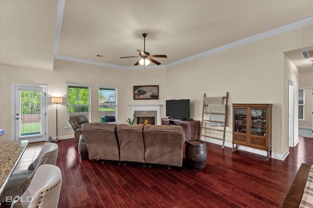 216 Apalachee Way, Bossier City, LA 71111