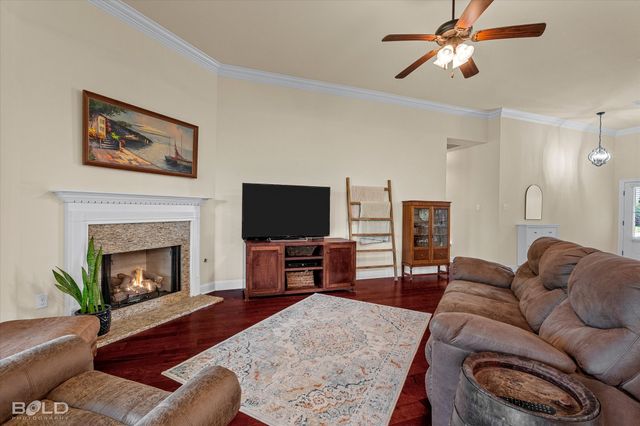 216 Apalachee Way, Bossier City, LA 71111