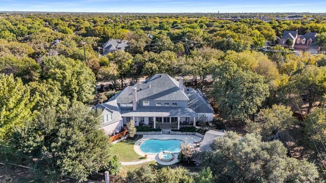 550 N Peytonville Avenue, Southlake, TX 76092