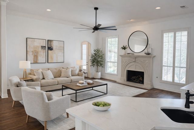 550 N Peytonville Avenue, Southlake, TX 76092