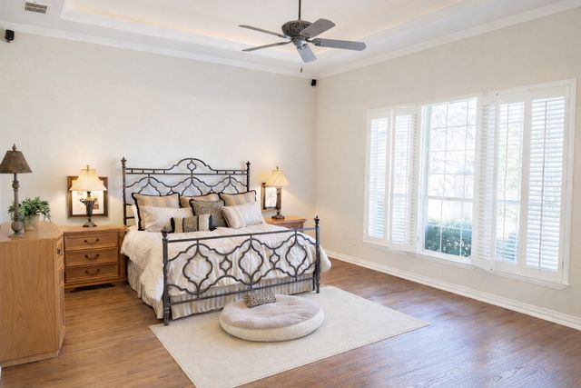 550 N Peytonville Avenue, Southlake, TX 76092