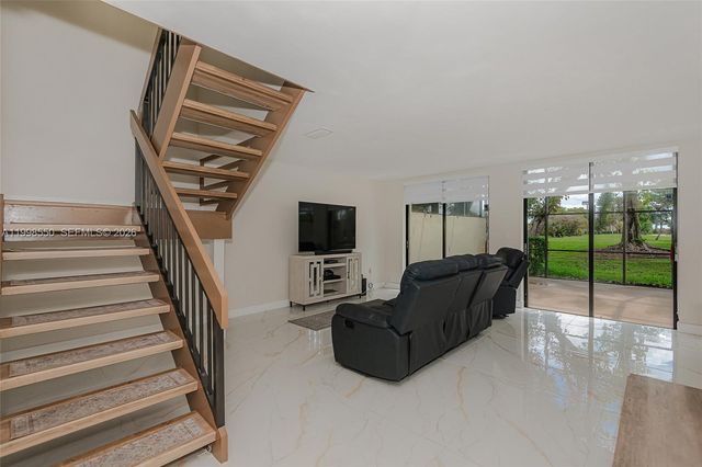 3325 Torremolinos Ave C-44, Doral, FL 33178