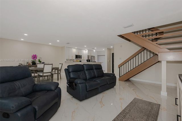 3325 Torremolinos Ave C-44, Doral, FL 33178