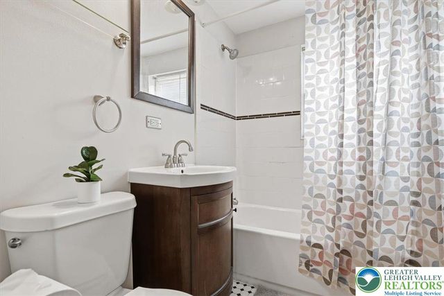 228 Palmer Street, Easton, PA 18042