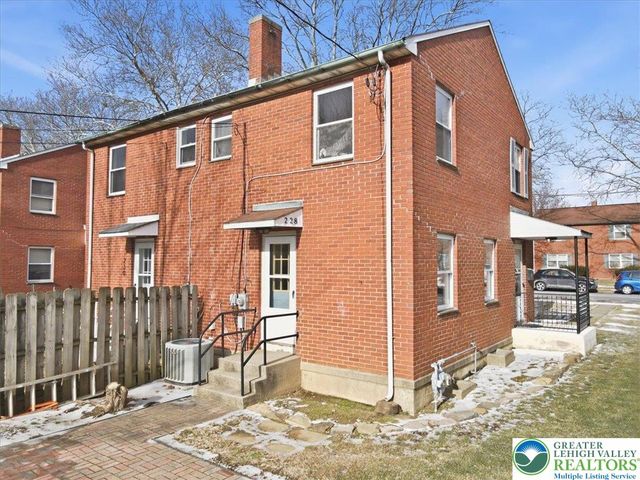 228 Palmer Street, Easton, PA 18042