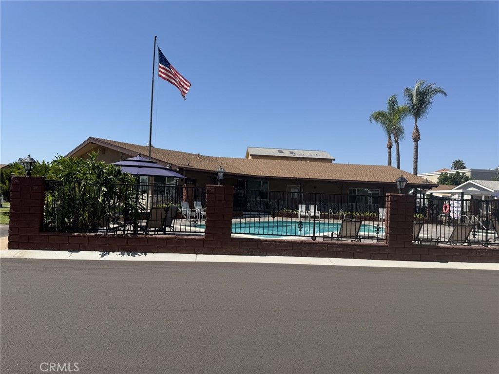 19127 Pioneer Boulevard 90, Artesia, CA 90701 — photo 3