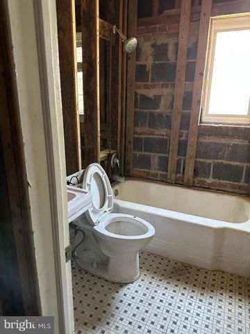 47 S EDISON ST, Arlington, VA 22204