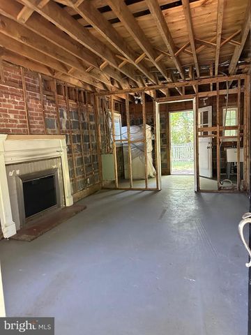 47 S EDISON ST, Arlington, VA 22204