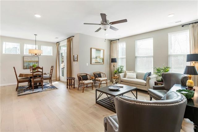 15 Lakeside Way, Cartersville, GA 30121