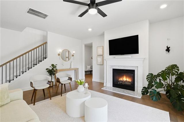 462 Carmichael Circle, Canton, GA 30115