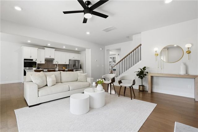 462 Carmichael Circle, Canton, GA 30115