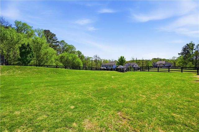 462 Carmichael Circle, Canton, GA 30115