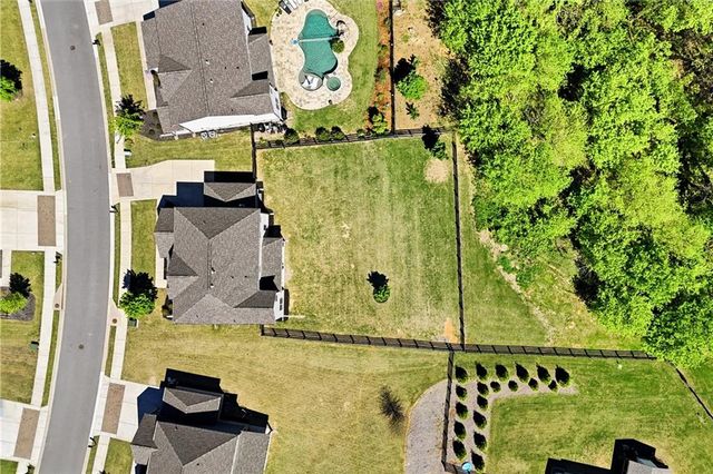 462 Carmichael Circle, Canton, GA 30115