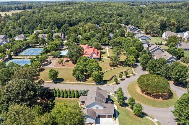 462 Carmichael Circle, Canton, GA 30115