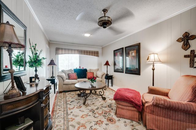 800 Grandview Heights, Conway, AR 72032
