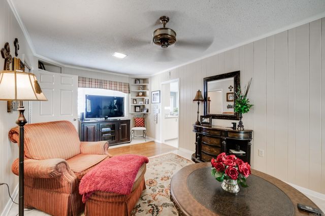 800 Grandview Heights, Conway, AR 72032