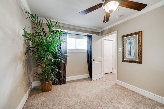 800 Grandview Heights, Conway, AR 72032