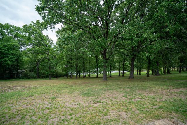800 Grandview Heights, Conway, AR 72032