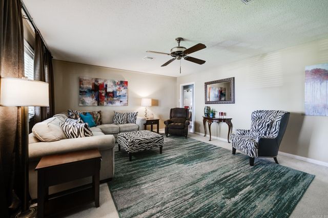 800 Grandview Heights, Conway, AR 72032