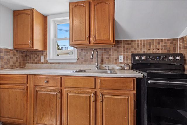 448 Public Street, Providence, RI 02907