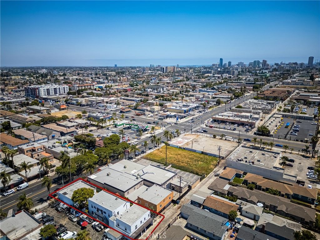 Image 29 of property listing at 1861 -1871 Pacific Avenue, Long Beach, CA 90806