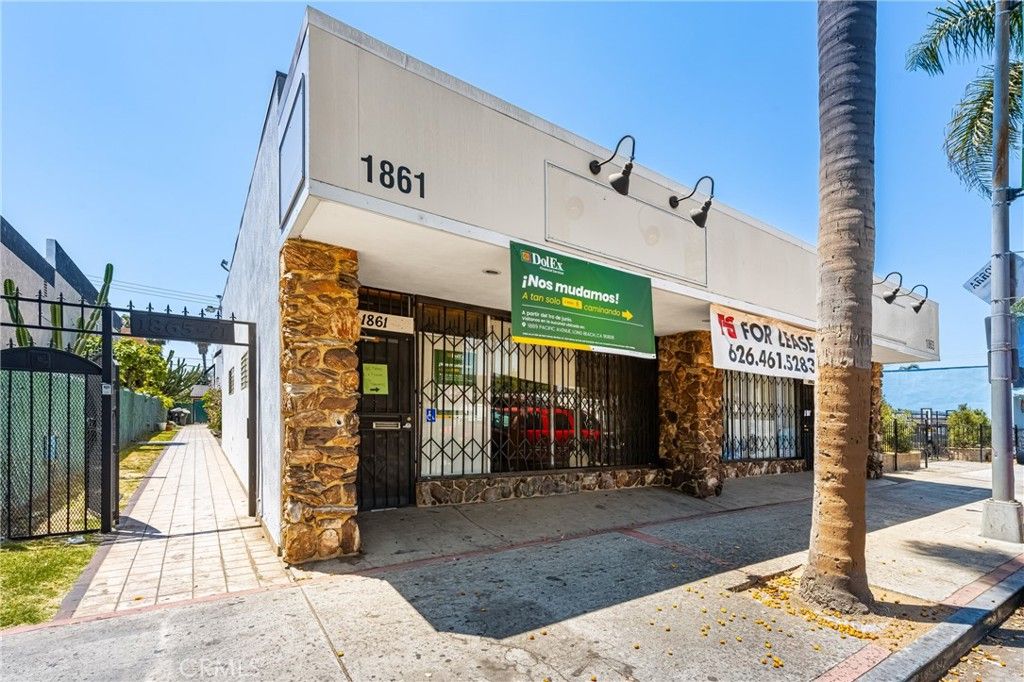 Image 9 of property listing at 1861 -1871 Pacific Avenue, Long Beach, CA 90806
