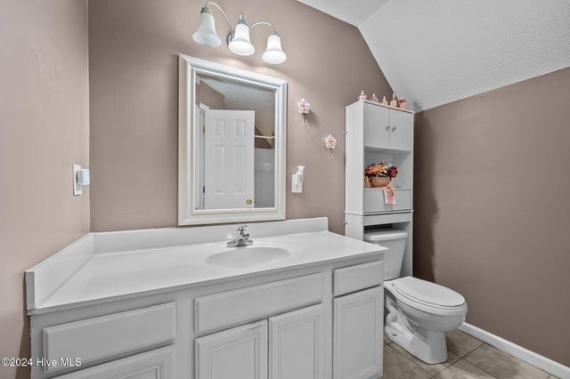 3195 Northwoods Drive, Jacksonville, NC 28540