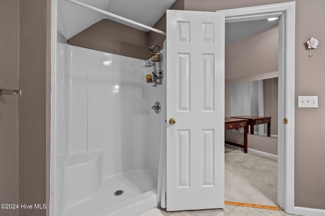 3195 Northwoods Drive, Jacksonville, NC 28540