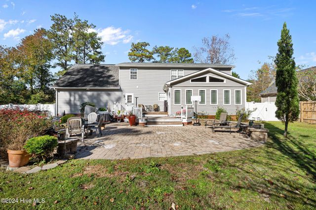 3195 Northwoods Drive, Jacksonville, NC 28540