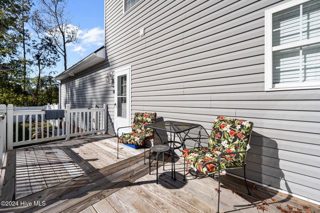 3195 Northwoods Drive, Jacksonville, NC 28540