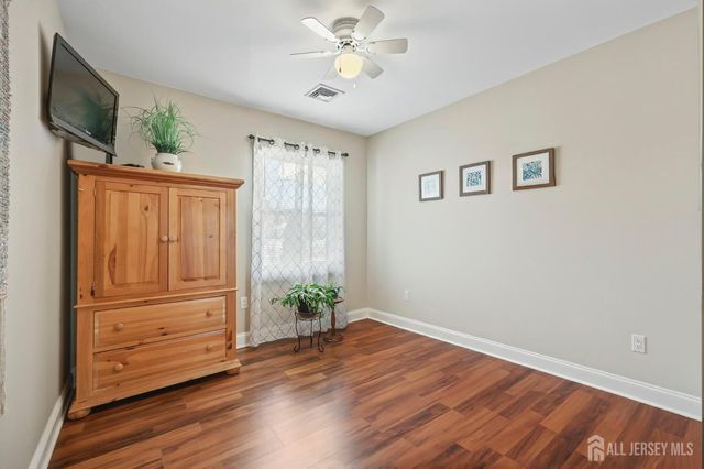 105 Applegate Avenue, Monroe, NJ 07726