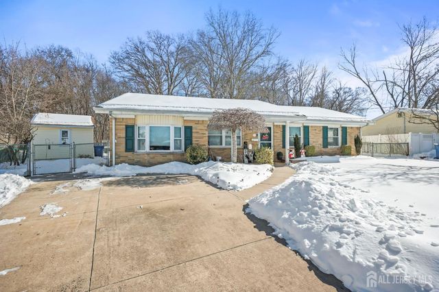 105 Applegate Avenue, Monroe, NJ 07726