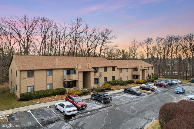 1511 WOODHOLLOW DR, Marlton, NJ 08053