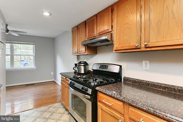 7844 SNEAD LN, Falls Church, VA 22043