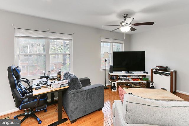 7844 SNEAD LN, Falls Church, VA 22043