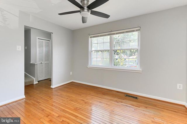7844 SNEAD LN, Falls Church, VA 22043