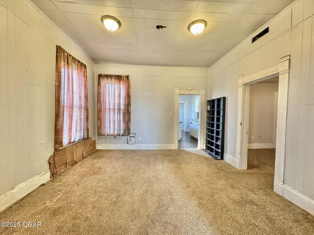 1301 S Pennsylvania Avenue, Joplin, MO 64801