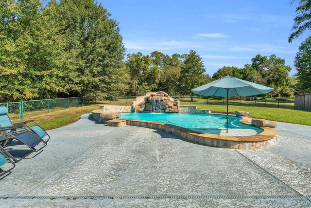 13284 Hidden Trail Court, Willis, TX 77318