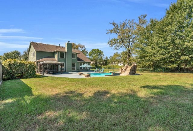 13284 Hidden Trail Court, Willis, TX 77318