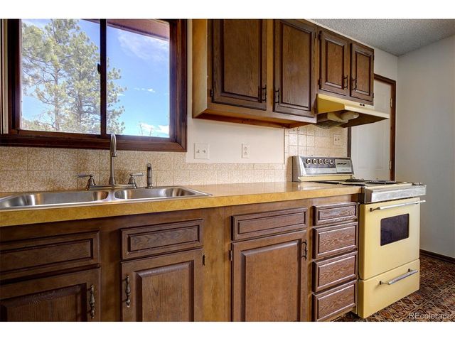 1899 Roland Dr, Bailey, CO 80421
