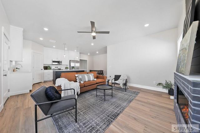 545 S Cutler Avenue, Sugar City, ID 83448