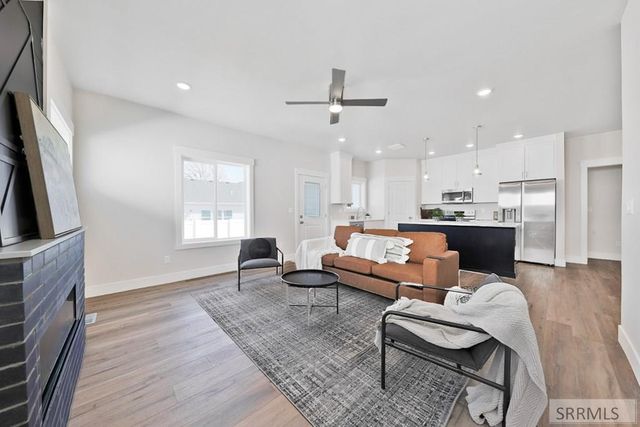 545 S Cutler Avenue, Sugar City, ID 83448